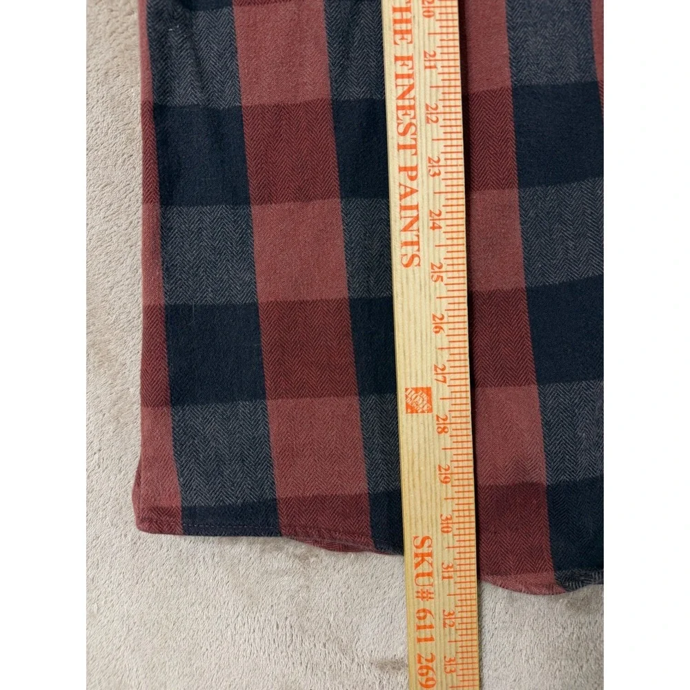 The J.Peterman Company Flannel‎ Shirt Men's XL Red Plaid Long Sleeve XL EUC